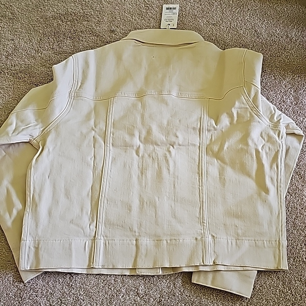 Marine Layer Women's Denim Jacket - Picture 3 of 5